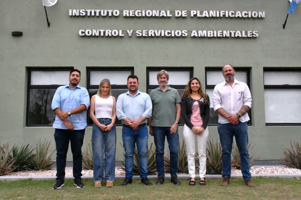 El Instituto de Servicios Ambientales certificó normas ISO 9001 y 14001