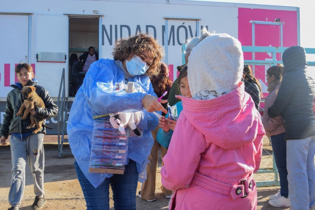 Salud profundiza su trabajo con un operativo de prevención en Ruta 5