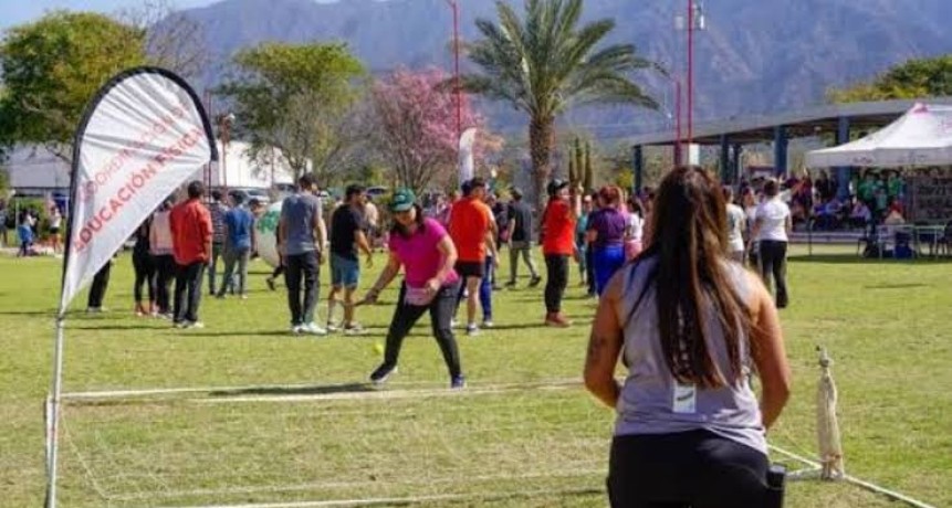 Jornada l&uacute;dico-recreativa por el D&iacute;a de las y los Docentes